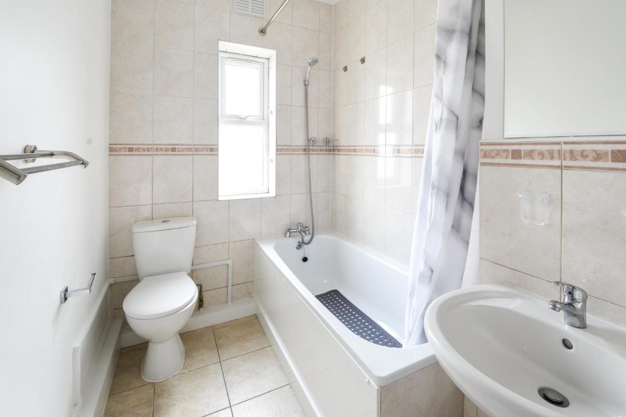 Great Spacious 2 Bedroom Flat Hendon Exterior foto